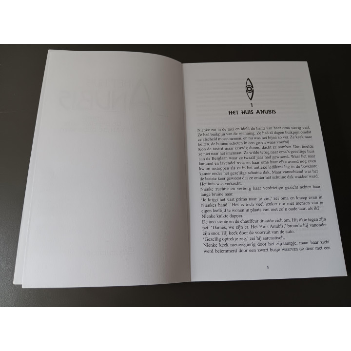 Het Huis Anubis omnibus – De Geheime Club van de Oude Wilg & Het Geheim van de Tombe