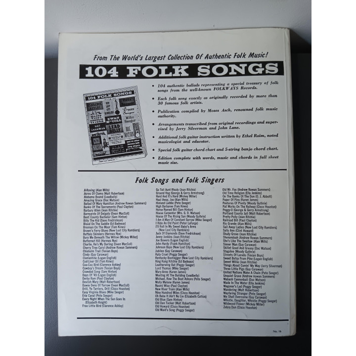 124 Folk Songs - Folkways Records (muziekboek)