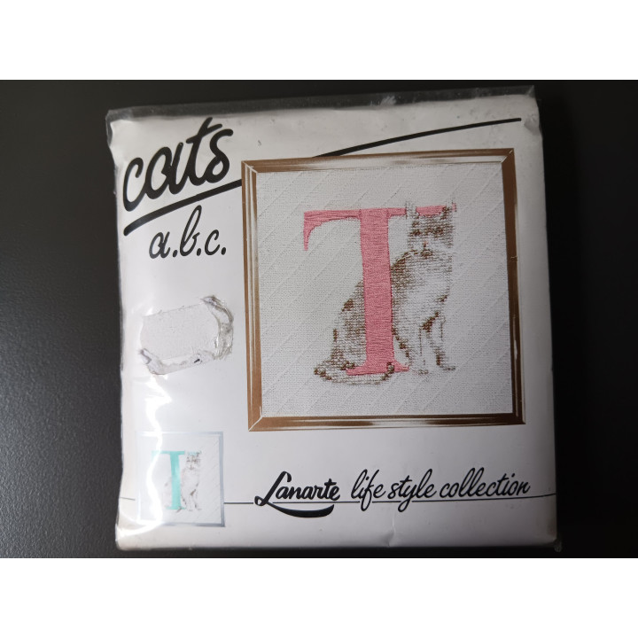 Lanarte - Cats A.B.C. Borduurpakket (Letter T - Kat)