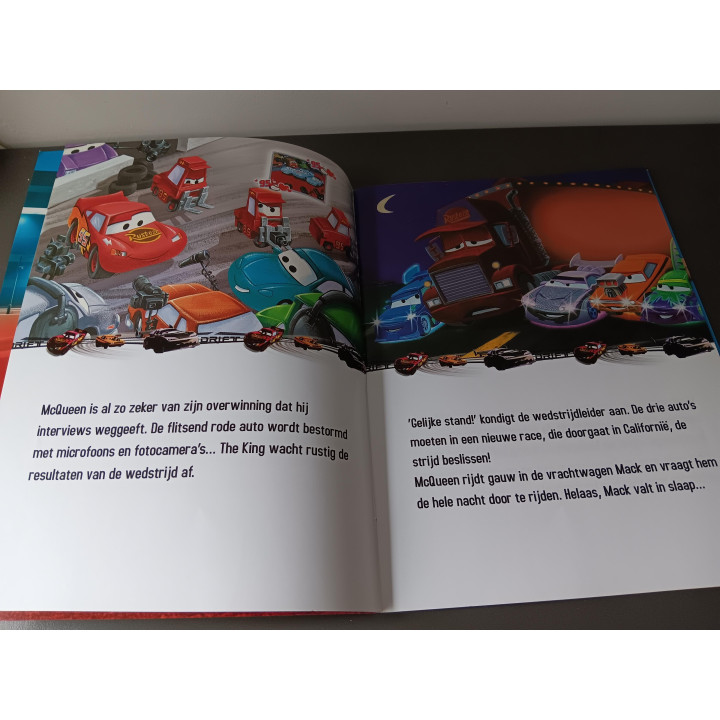 Disney Cars - Verhaalboek met Uitvouwdecor & Electro-Stickers (Compleet)